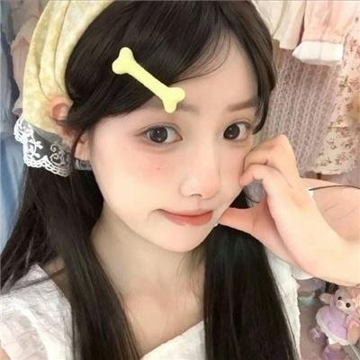 世界属于你海报