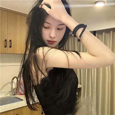 枪花海报